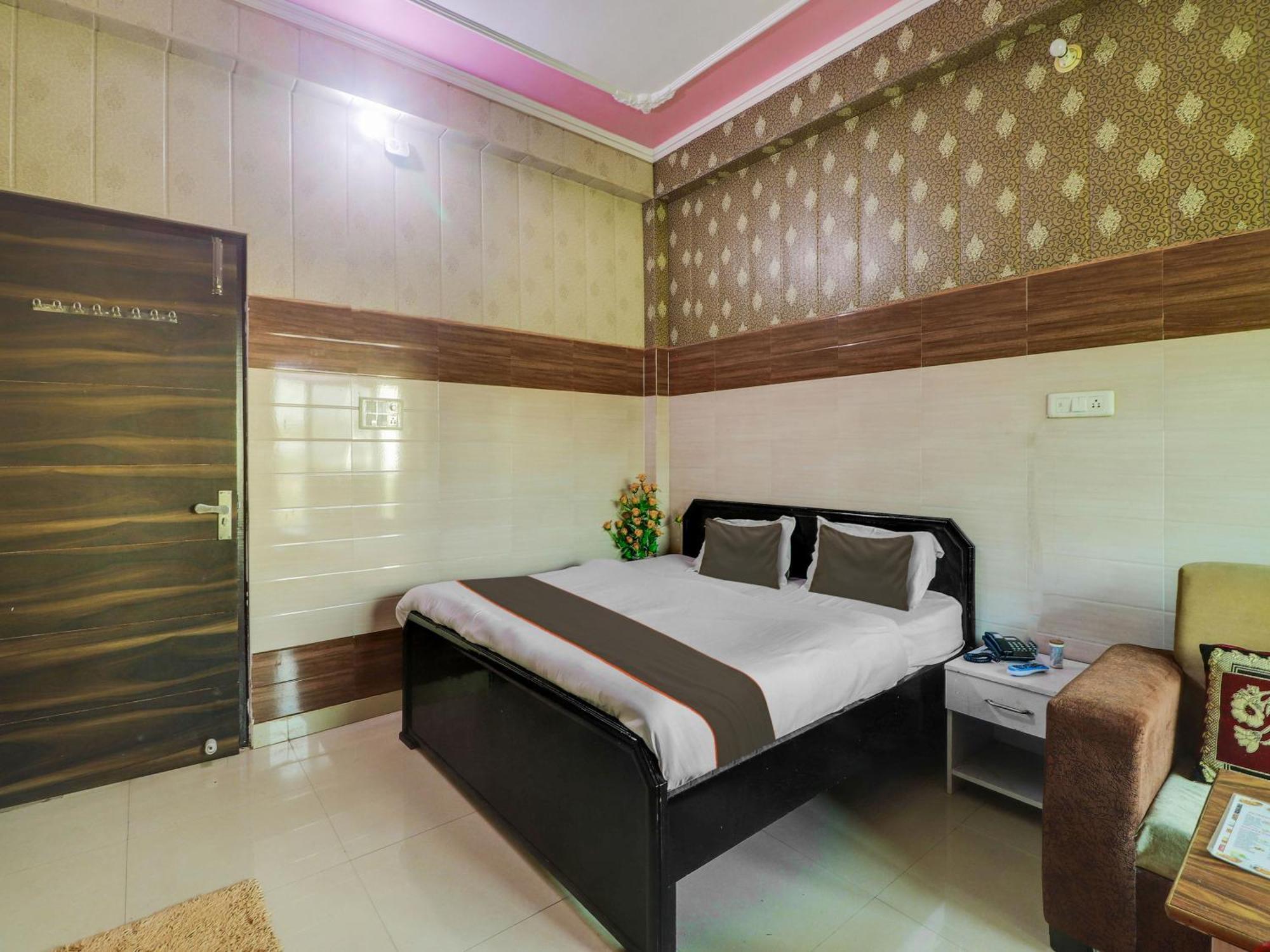 Collection O Paradise And Restaurant Hotel Kashipur Exterior foto
