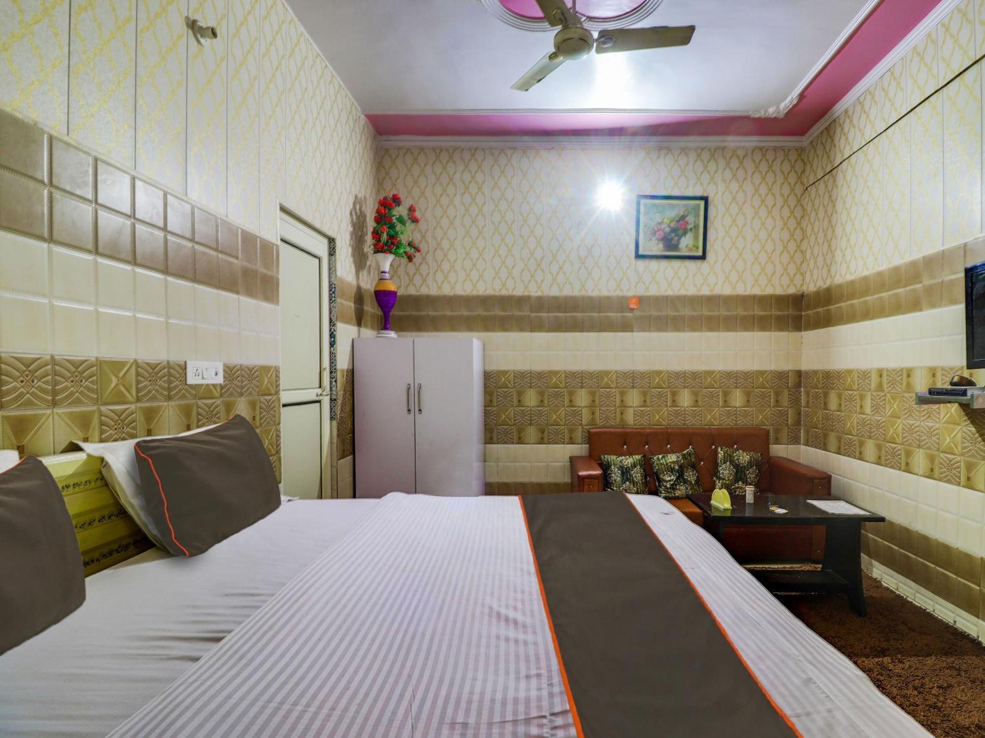 Collection O Paradise And Restaurant Hotel Kashipur Exterior foto